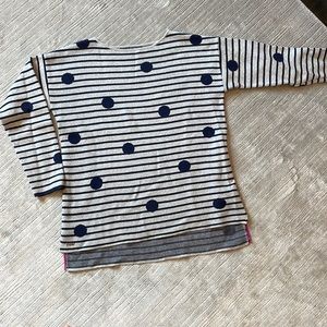 Joules great boatneck sweater with navy polka dots and stripes. Size US 8.